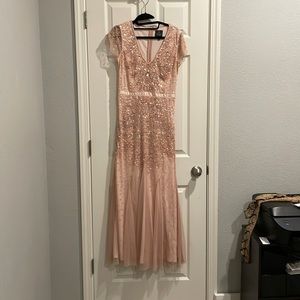 Adrianna Papell Size 6 pale pink - never worn - wrong color